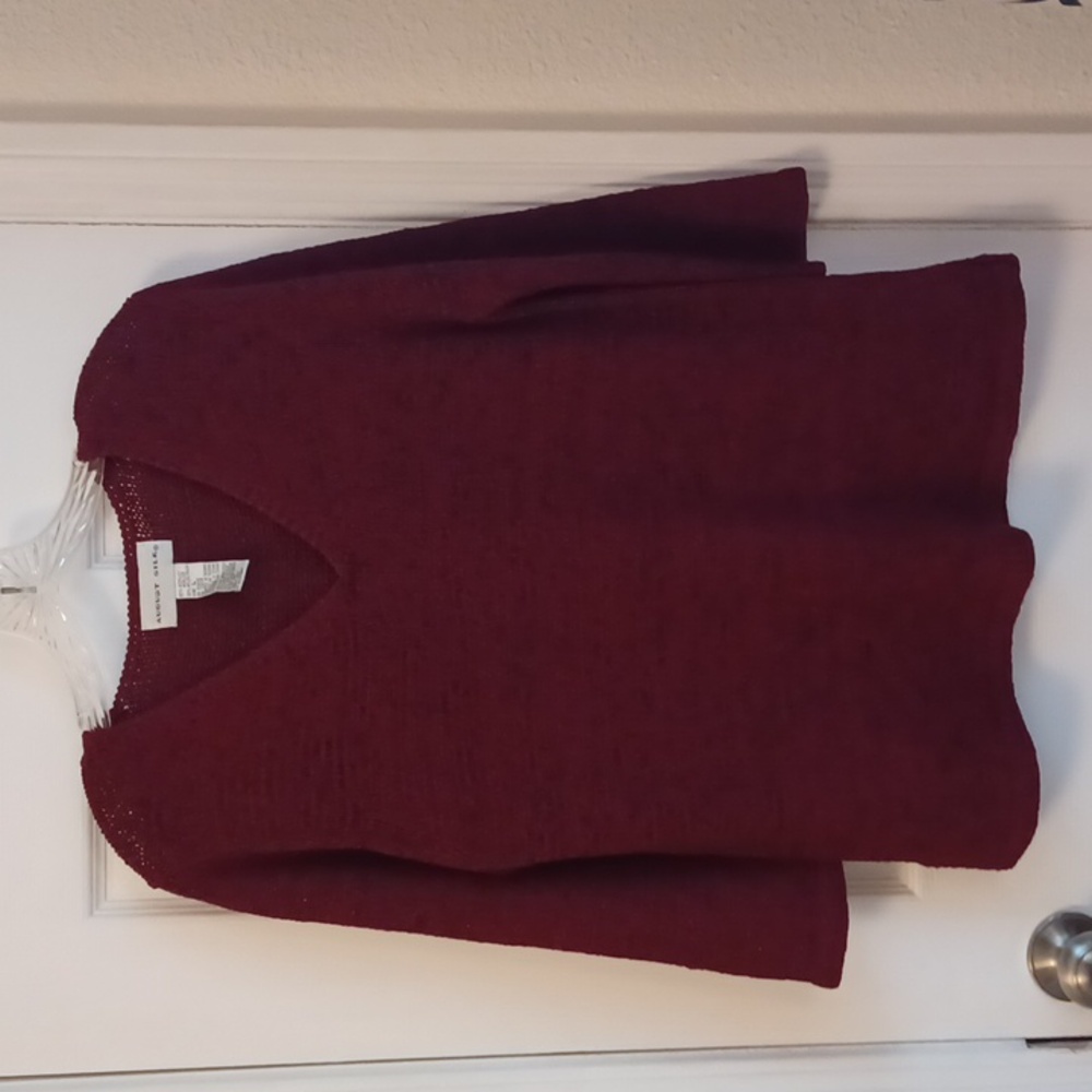 August Silk V-neck sweater Burgundy Red